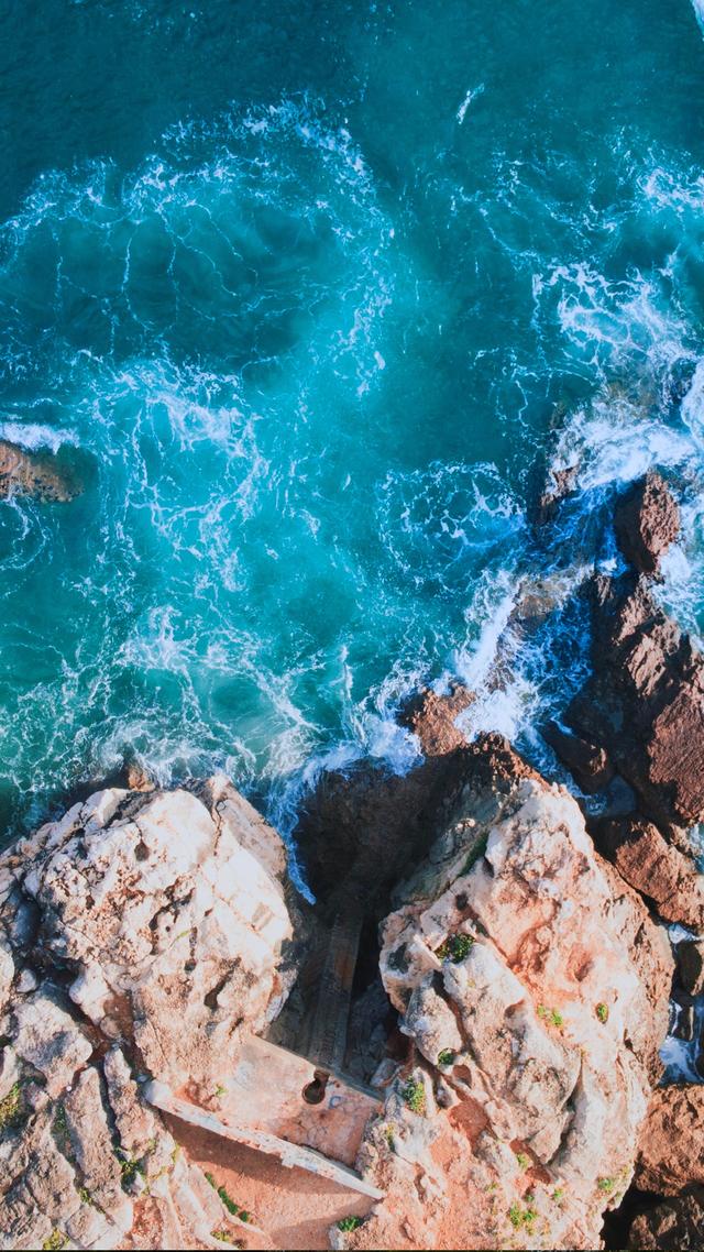 Hd高清手機桌布 身臨其境海的壯闊海面的浪花 觀蔚藍的海天相接 Itw01
